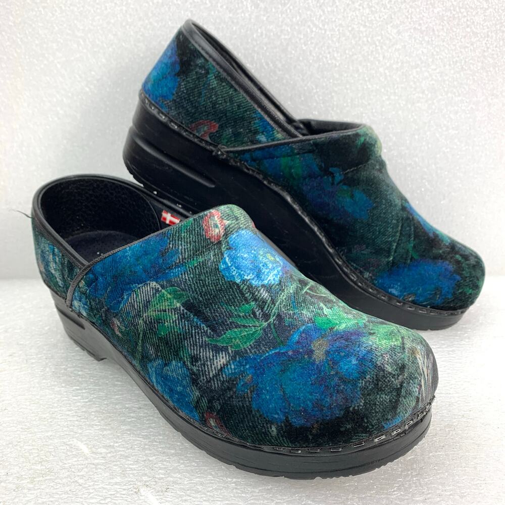 SANITA Vegan Velvet Clog - Women's 38